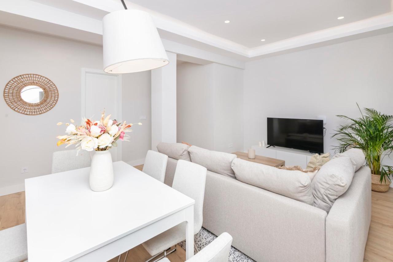 Eugenio City Center Apartment مالقة المظهر الخارجي الصورة